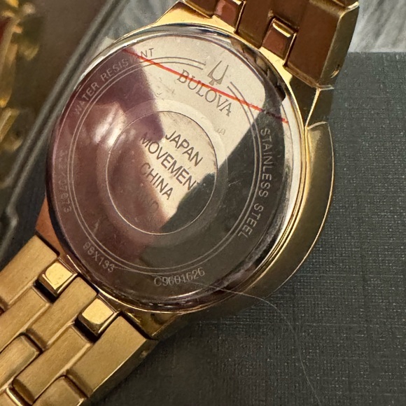 BULOVA -Gold and Diamond Chain & Watch Gift Set. main image 12